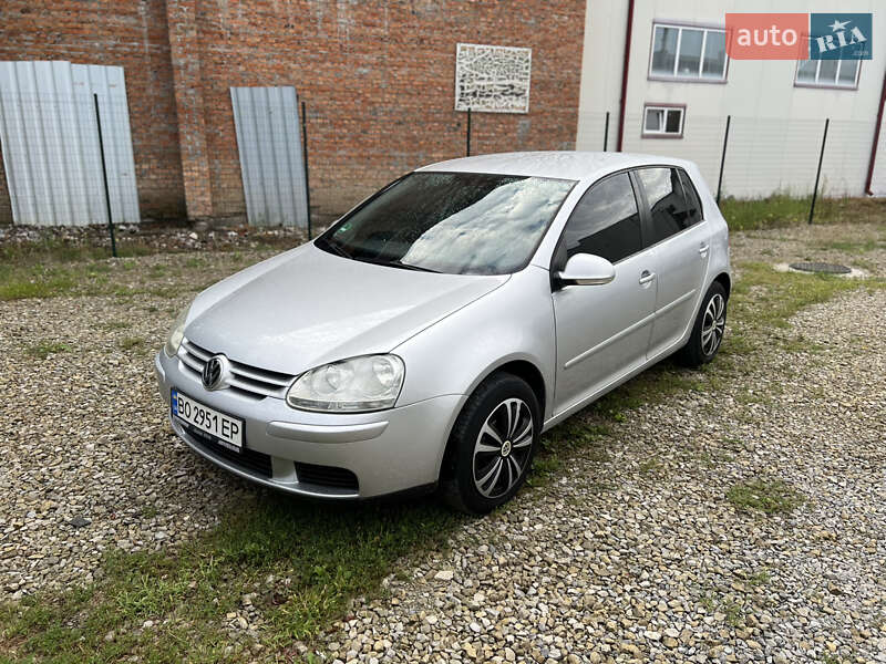 Volkswagen Golf 2005