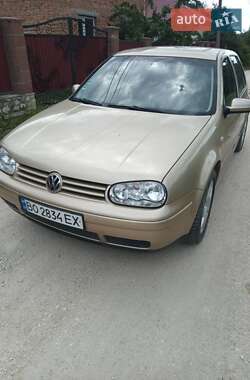 Хетчбек Volkswagen Golf 2003 в Збаражі