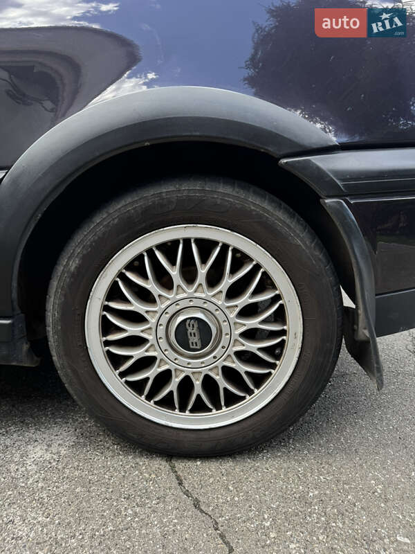 Хетчбек Volkswagen Golf 1992 в Києві