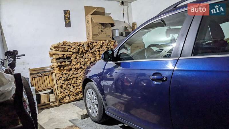 Универсал Volkswagen Golf 2007 в Ровно