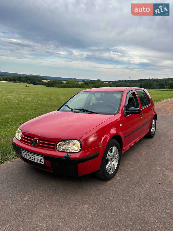 Volkswagen Golf 2002