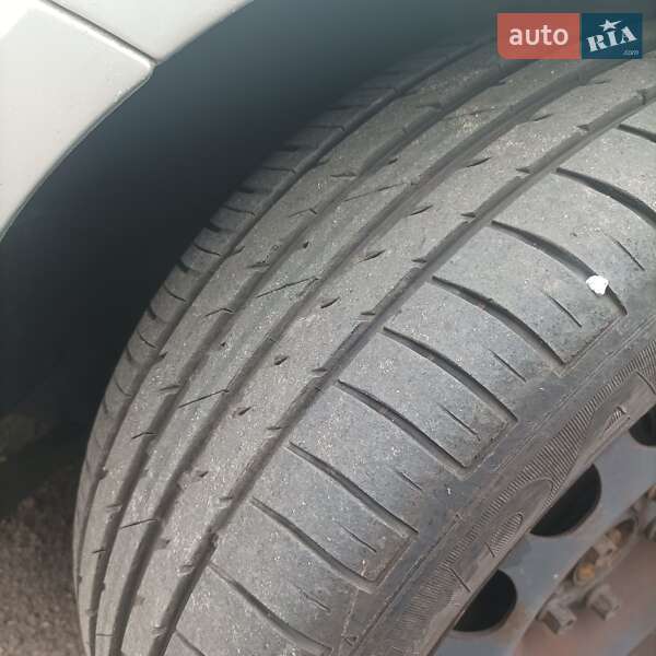 Універсал Volkswagen Golf 2009 в Житомирі