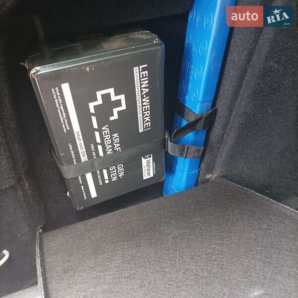 Універсал Volkswagen Golf 2009 в Житомирі