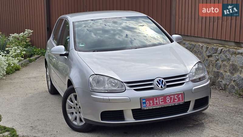 Хэтчбек Volkswagen Golf 2006 в Полтаве