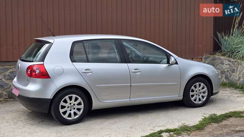 Хэтчбек Volkswagen Golf 2006 в Полтаве