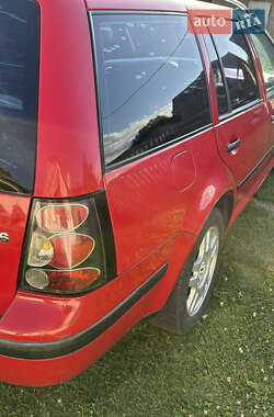 Универсал Volkswagen Golf 2000 в Владимире