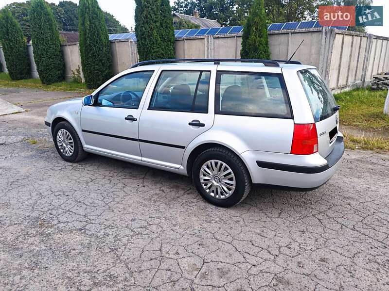 Volkswagen Golf 2001