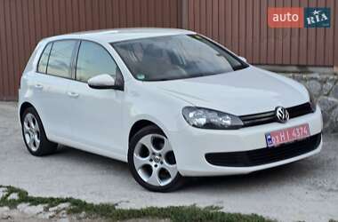 Хэтчбек Volkswagen Golf 2010 в Полтаве