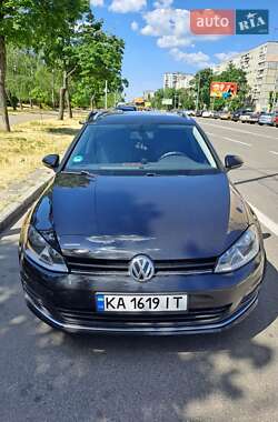 Універсал Volkswagen Golf 2016 в Києві