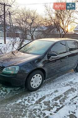 Хэтчбек Volkswagen Golf 2004 в Днепре