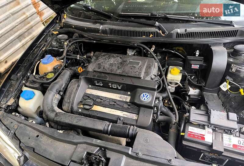 Хетчбек Volkswagen Golf 1998 в Харкові