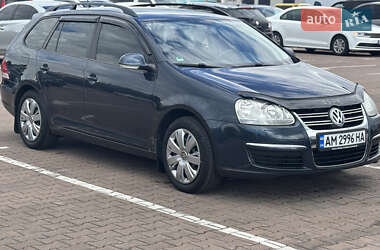 Універсал Volkswagen Golf 2009 в Житомирі