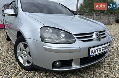 Хэтчбек Volkswagen Golf 2008 в Коломые