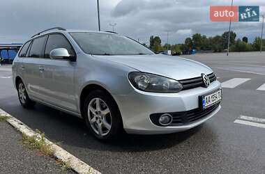 Універсал Volkswagen Golf 2010 в Києві