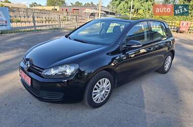 Хэтчбек Volkswagen Golf 2010 в Лубнах