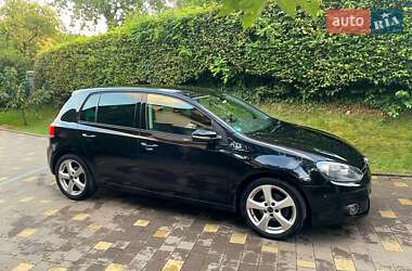 Хетчбек Volkswagen Golf 2010 в Мукачевому