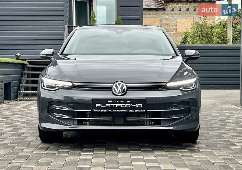 Хетчбек Volkswagen Golf 2024 в Києві