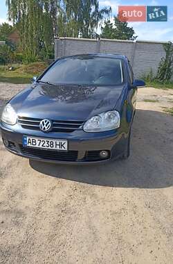 Хэтчбек Volkswagen Golf 2006 в Виннице