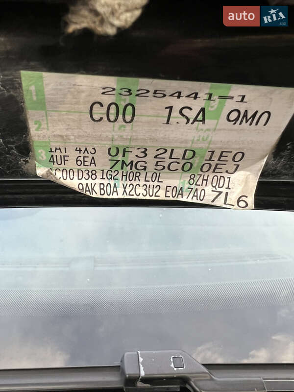 Універсал Volkswagen Golf 2012 в Золочеві