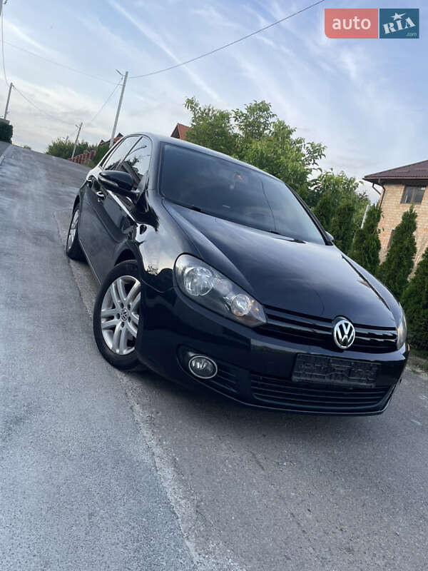 Хетчбек Volkswagen Golf 2010 в Львові