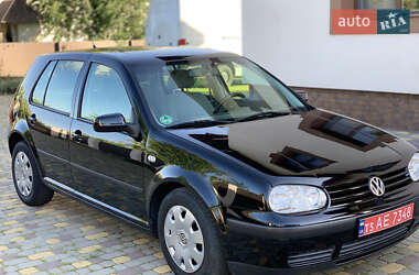 Хэтчбек Volkswagen Golf 1999 в Яворове