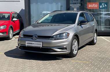 Універсал Volkswagen Golf 2019 в Одесі