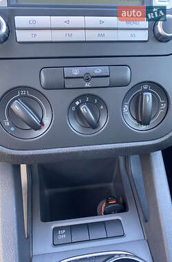 Хетчбек Volkswagen Golf 2007 в  фото 19 Хетчбек Volkswagen Golf 2007 в