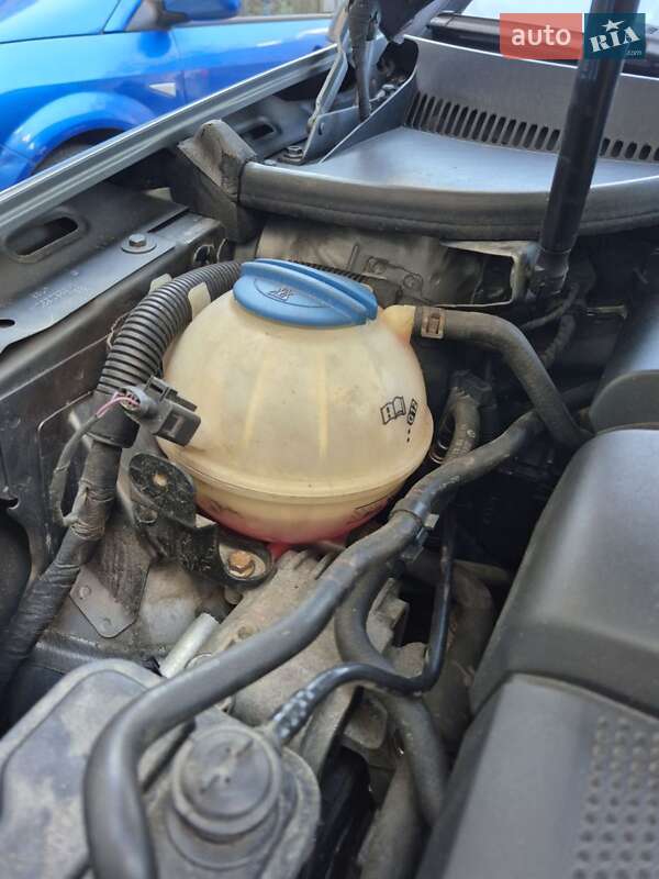 Хэтчбек Volkswagen Golf 2007 в Украинке фото 5 Хэтчбек Volkswagen Golf 2007 в Украинке