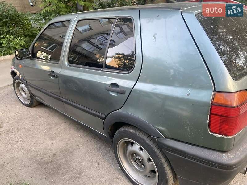 Volkswagen Golf 1993