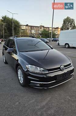 Универсал Volkswagen Golf 2019 в Запорожье