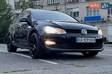 Універсал Volkswagen Golf 2015 в Києві