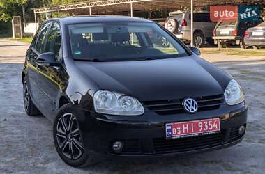 Хэтчбек Volkswagen Golf 2006 в Звягеле