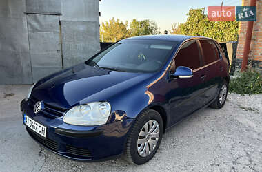 Хэтчбек Volkswagen Golf 2004 в Полтаве