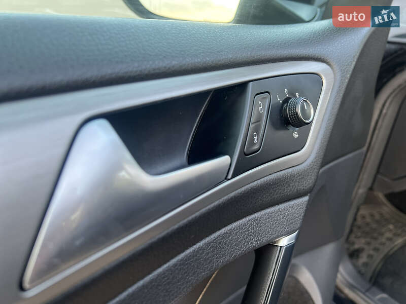 Универсал Volkswagen Golf 2014 в Нововолынске фото 22 Универсал Volkswagen Golf 2014 в Нововолынске