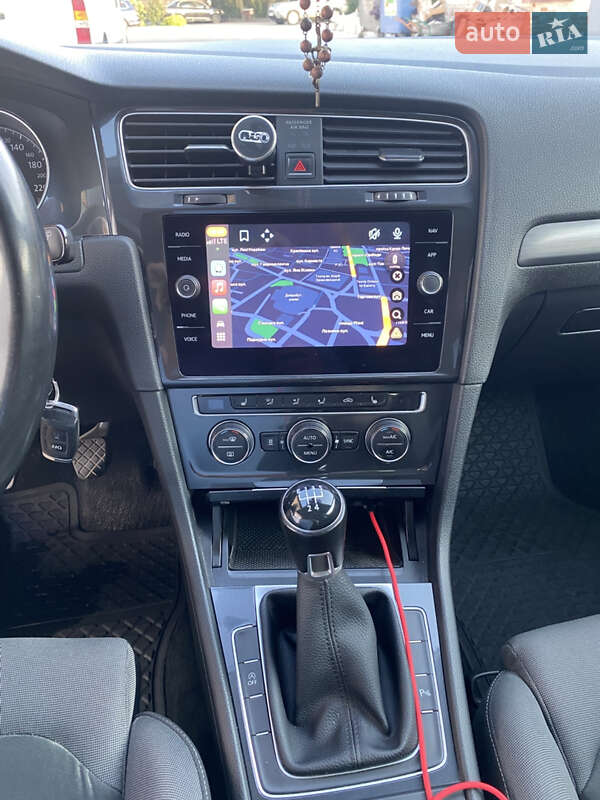 Универсал Volkswagen Golf 2017 в Львове