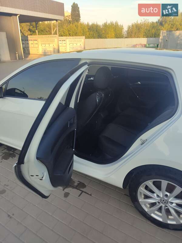 Хетчбек Volkswagen Golf 2018 в Смілі