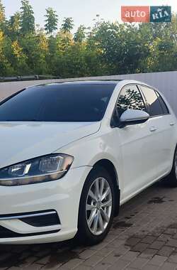 Хетчбек Volkswagen Golf 2018 в Смілі