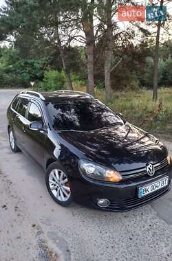 Універсал Volkswagen Golf 2012 в Славуті
