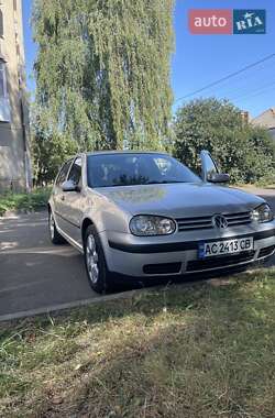 Хетчбек Volkswagen Golf 2000 в Луцьку