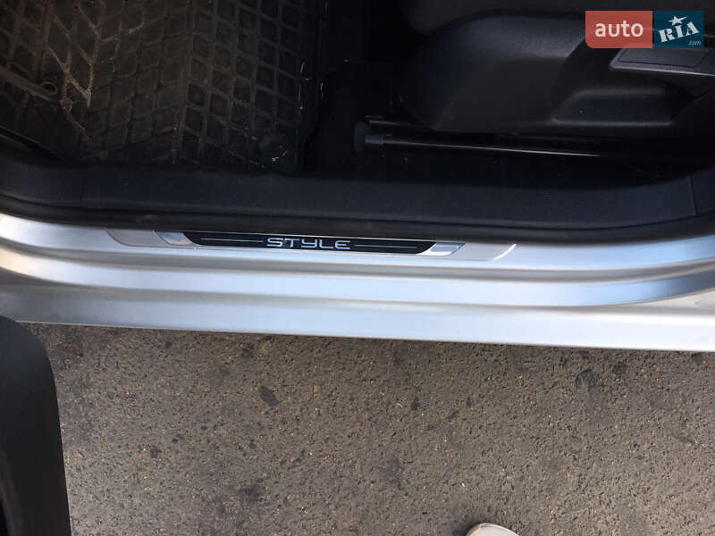 Универсал Volkswagen Golf 2011 в Буковеле