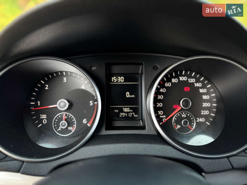 Хетчбек Volkswagen Golf 2008 в Стрию