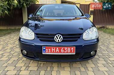 Хэтчбек Volkswagen Golf 2007 в Киеве