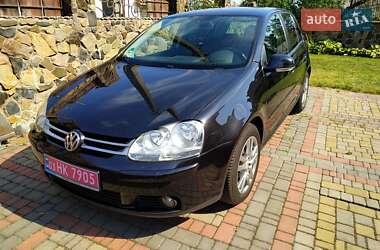 Хетчбек Volkswagen Golf 2007 в Ківерцях