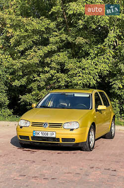 Хетчбек Volkswagen Golf 1999 в Рівному