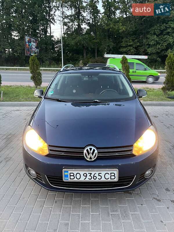 Універсал Volkswagen Golf 2011 в Тернополі