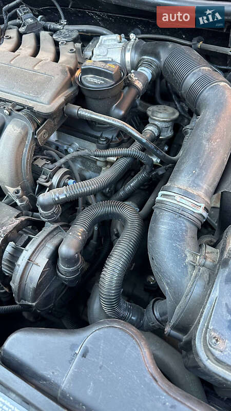 Хетчбек Volkswagen Golf 2008 в Полтаві