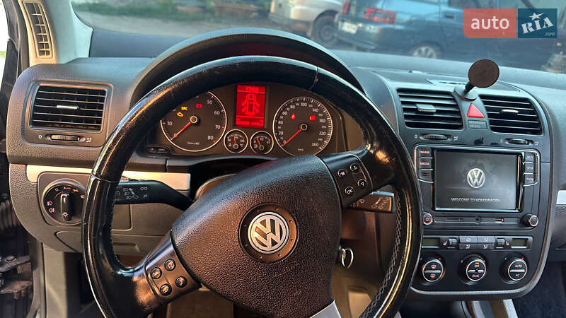 Хетчбек Volkswagen Golf 2008 в Полтаві