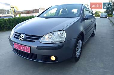 Хэтчбек Volkswagen Golf 2006 в Косове