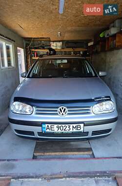 Універсал Volkswagen Golf 2001 в Новомосковську