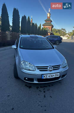 Хетчбек Volkswagen Golf 2006 в Дніпрі